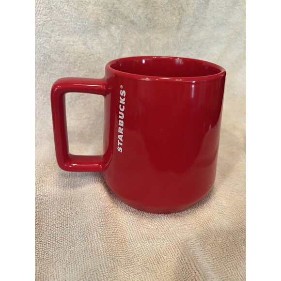Starbucks 2019 Hand Warmer Red Ceramic Coffee Mug Cup 12 oz Limited Edition - Picture 3 of 4